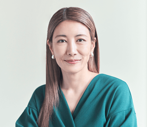 講師 中野信子氏（脳科学者）子